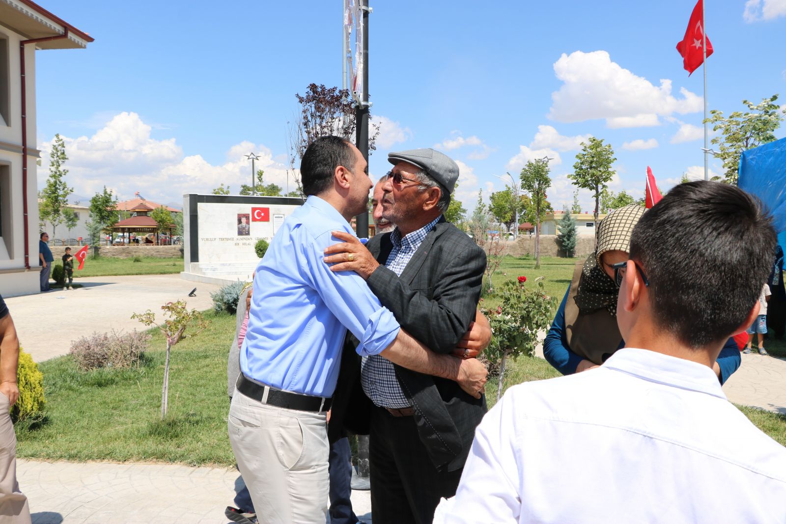 15 Temmuz yıl dönümünde Halisdemir’e ziyaretçi yoğunluğu